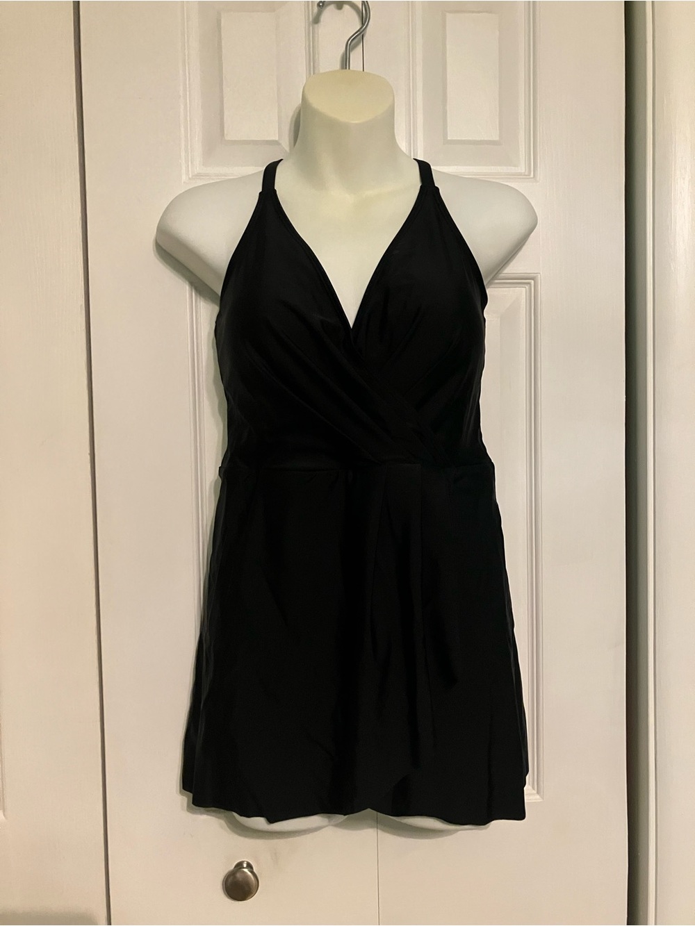 Cupshe Black V-Neck Ruffled Swim Dress - Picture 2 of 8